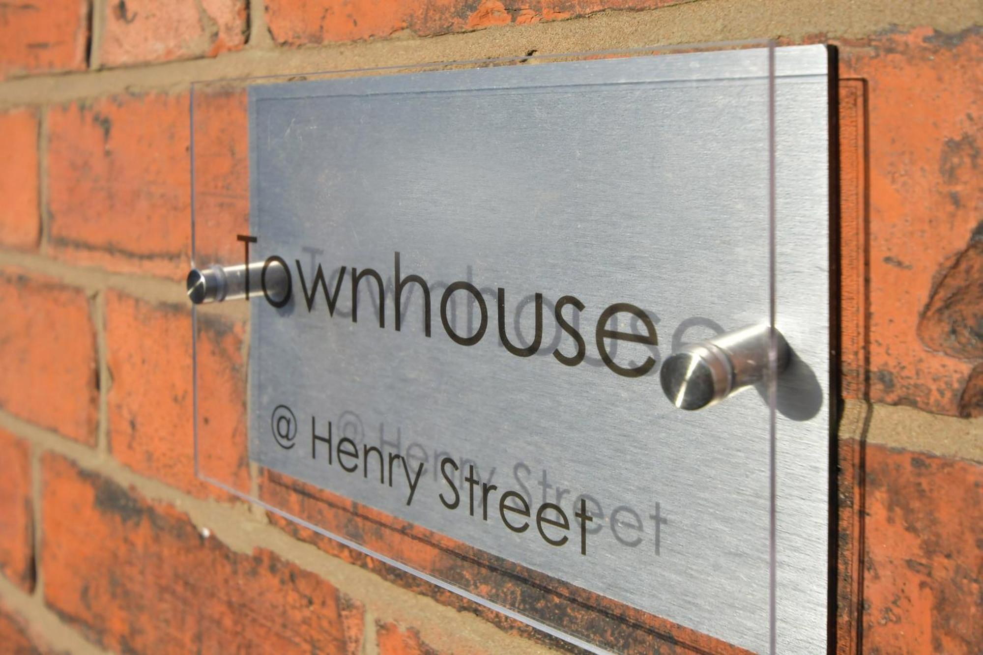 Hotel Townhouse @ Henry Street Crewe Exterior foto